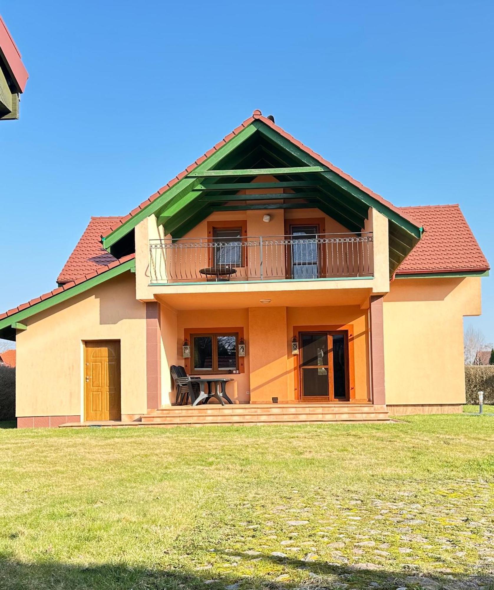 Vila Duzy Dom Nad Morzem Rowy Jarzebinowa 22 Exteriér fotografie